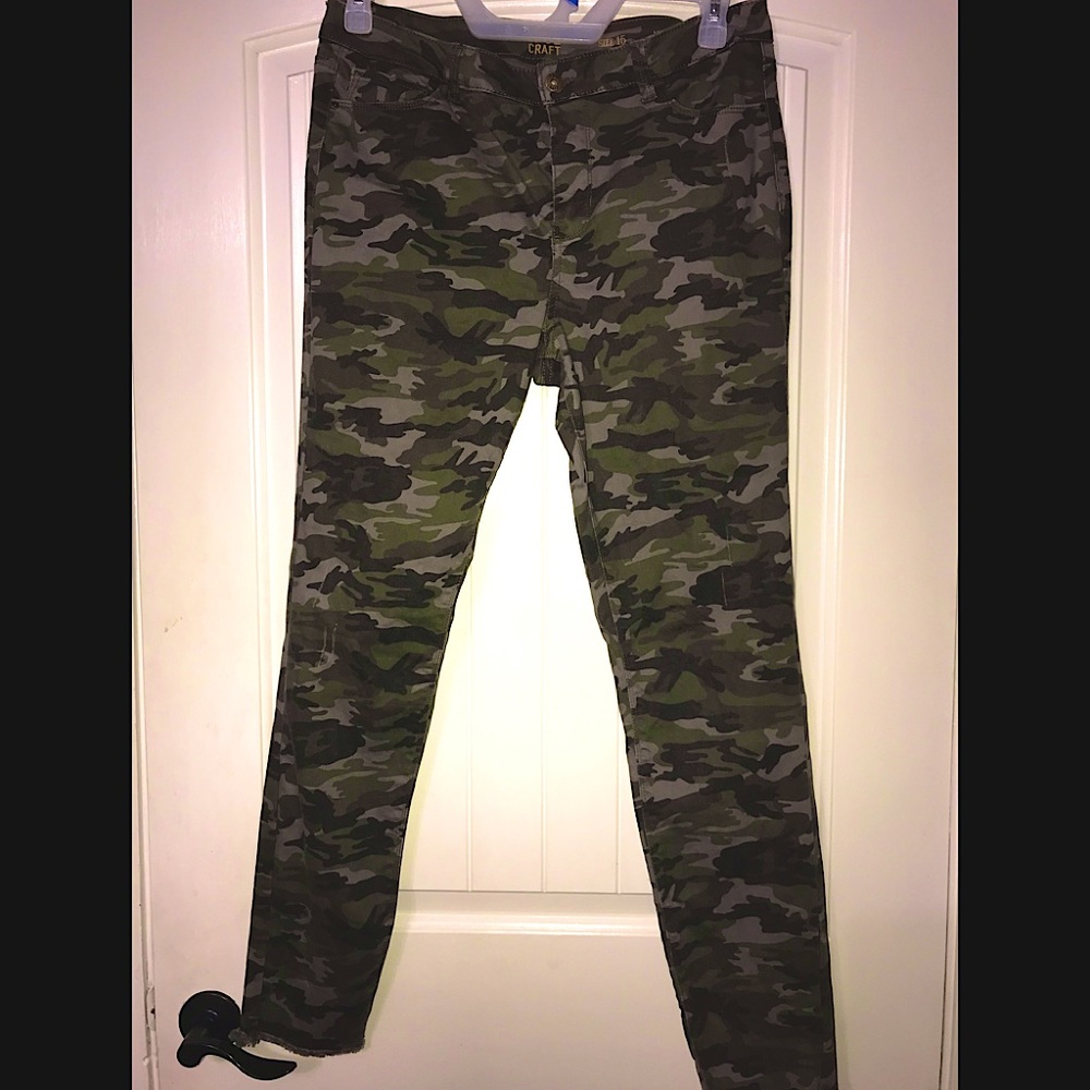 True Craft Camo Skinny Jeans!